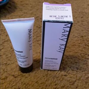 Mary Kay Beige 5 Foundation